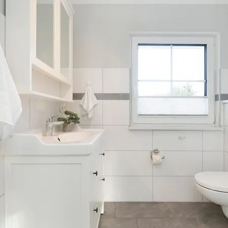 Alte Haus 1 *